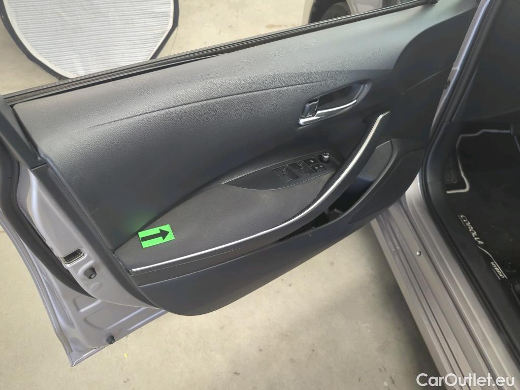  Toyota  Corolla 1.8 Hybrid Dynamic HSD E-CVT #19