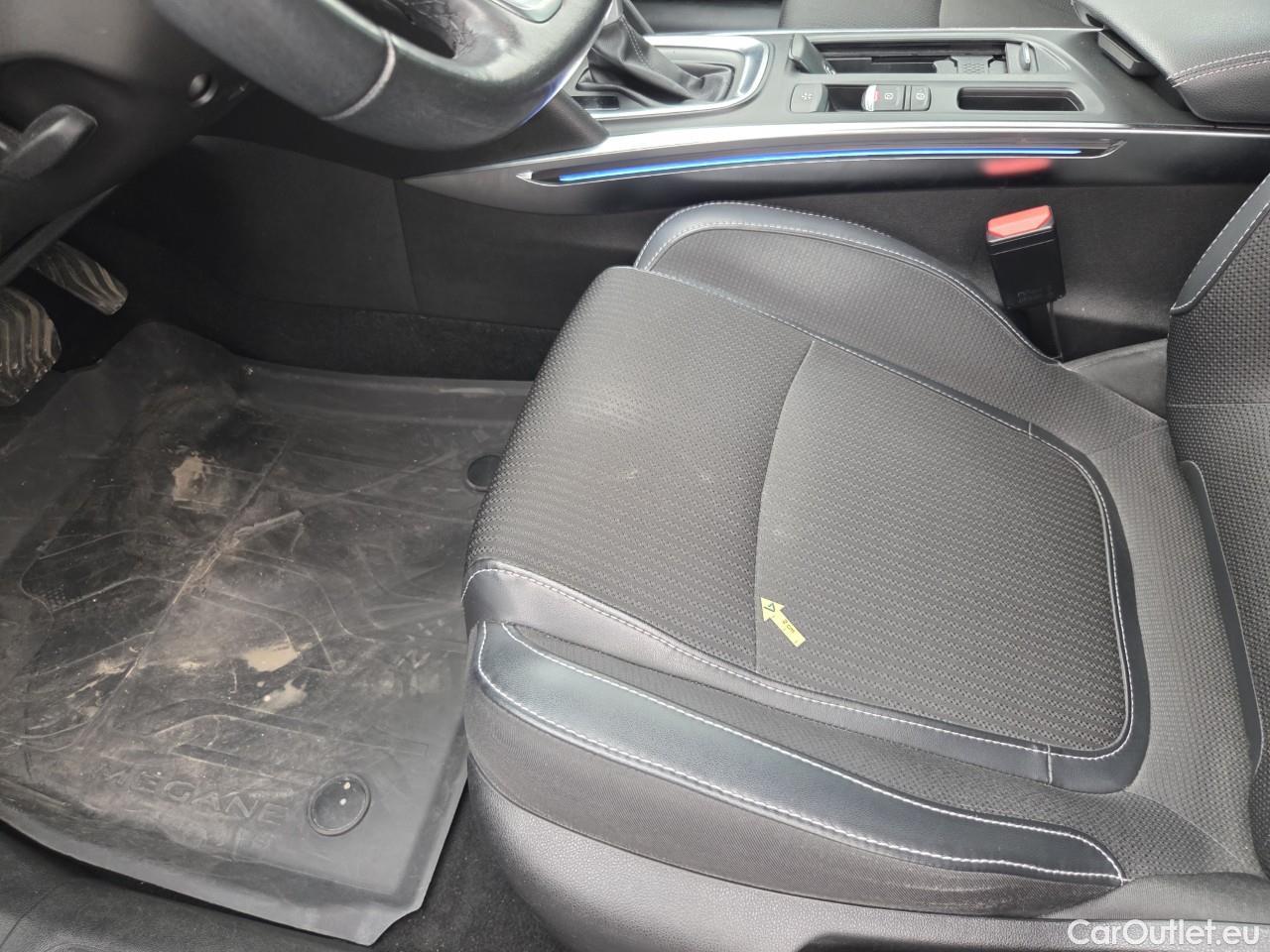  Renault  Megane 1.3 TCe 140CP Intens EDC #46