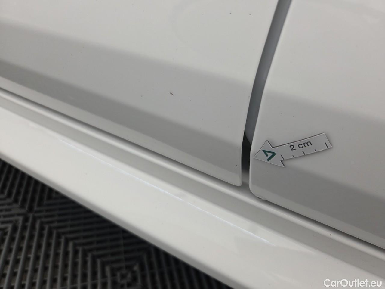  Toyota  Corolla 1.8 Hybrid Dynamic HSD TS E-CVT #2