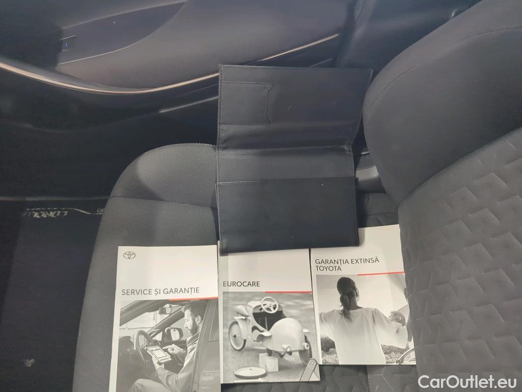  Toyota  Corolla 1.8 Hybrid Dynamic HSD E-CVT #21