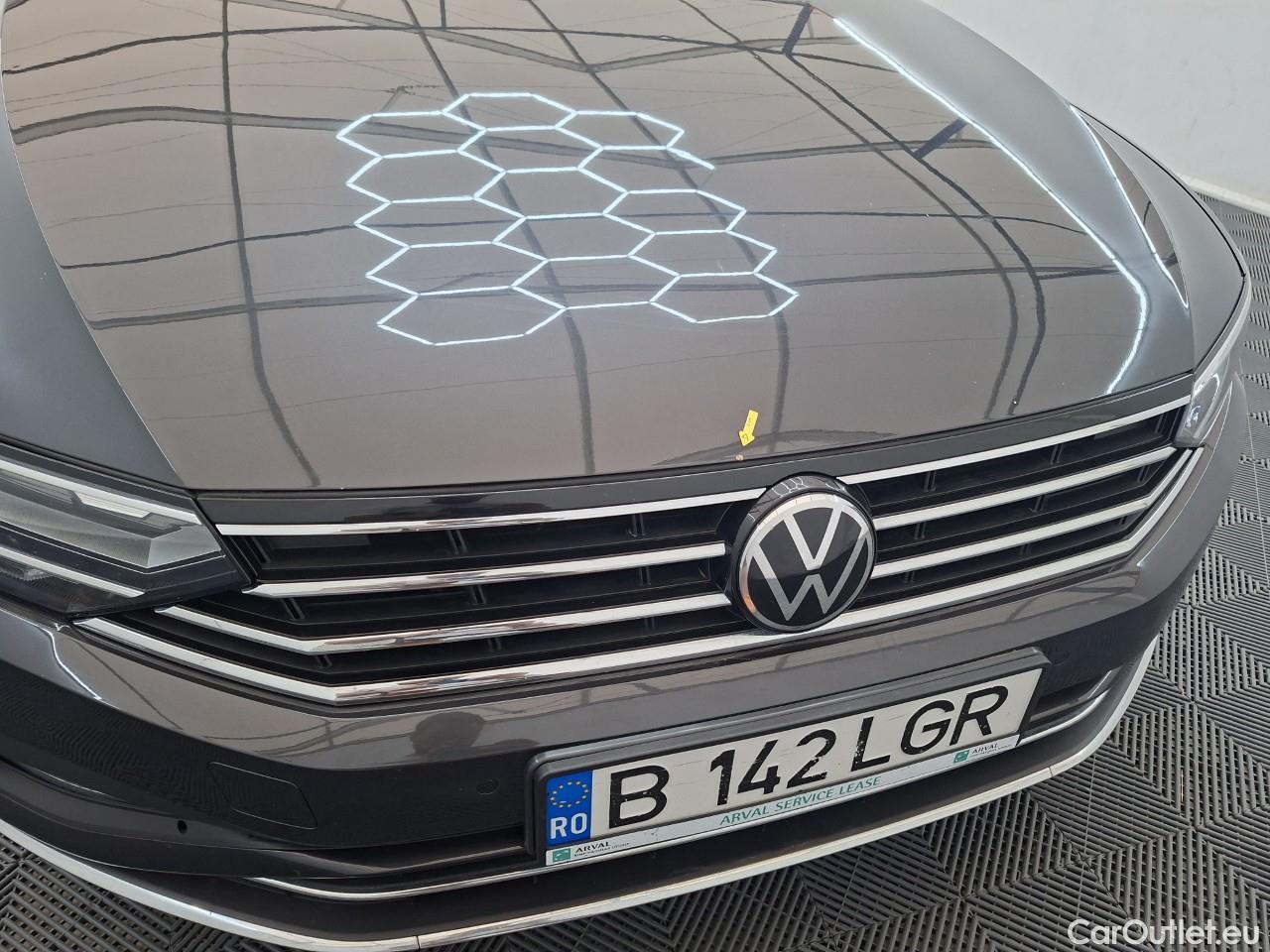  Volkswagen  Passat Highline 1.5 TSI ACT DSG 150 CP #9