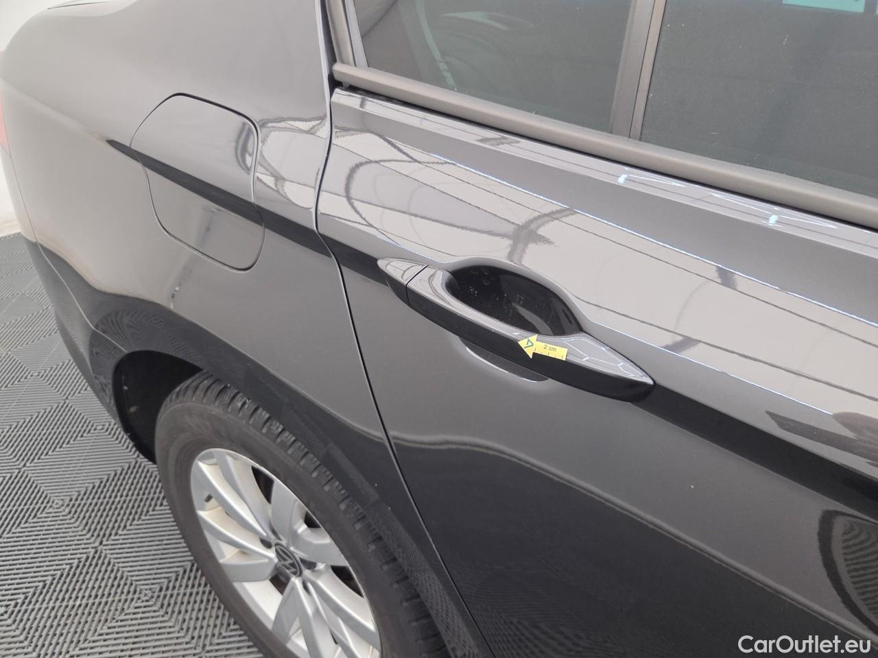  Volkswagen  Passat Trendline 1.5 TSI ACT DSG 150 CP #25
