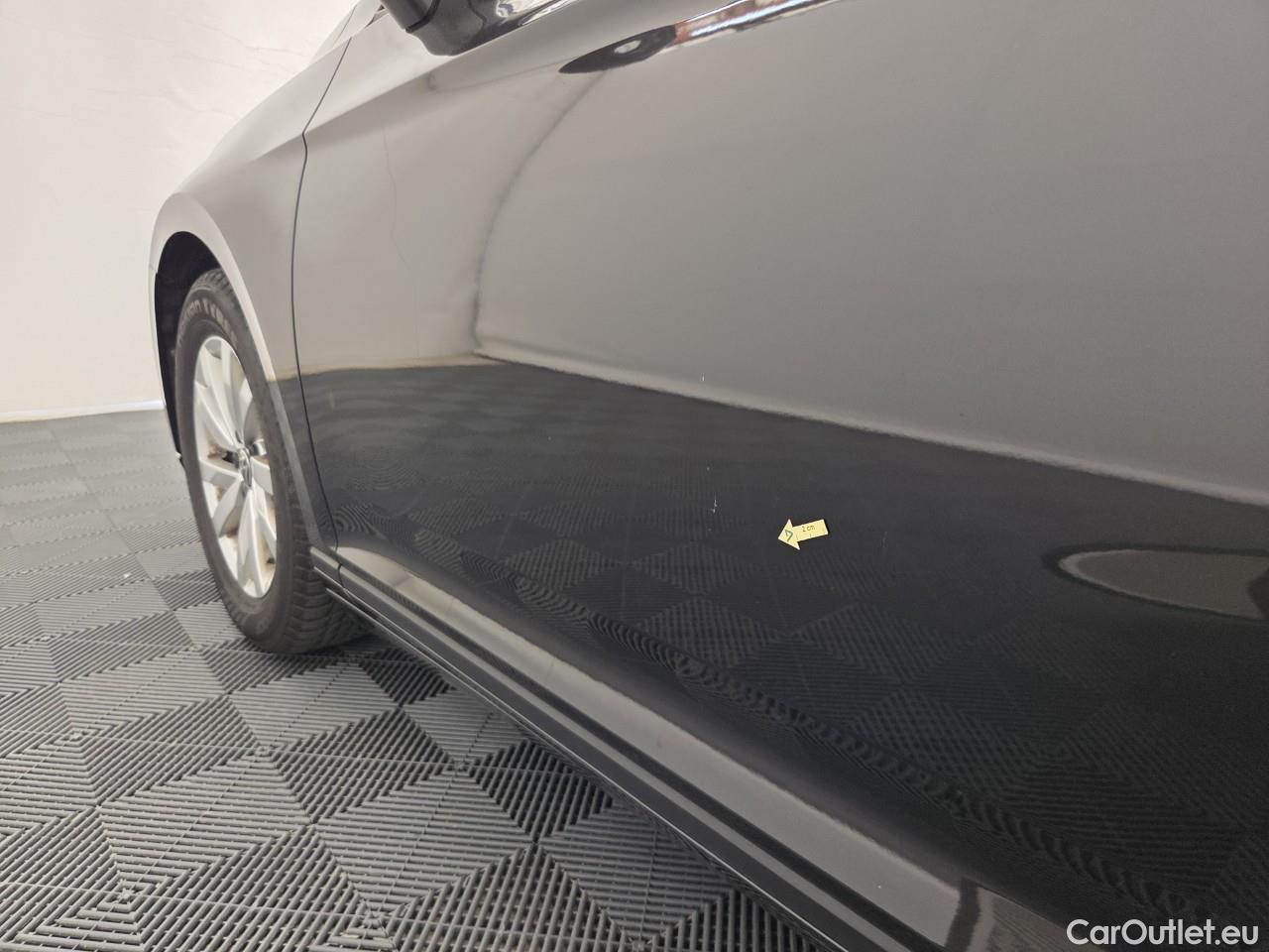  Volkswagen  Passat Trendline 1.5 TSI ACT DSG 150 CP #1