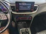  KIA  Cee'd KIA  SW 1.5 T-GDI 160KM 6MT M 5d #14