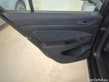  Volkswagen  Golf  Volkswagen 1.5 TSI EVO 130KM 6 biegów Life 5d #33
