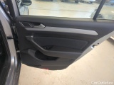  Volkswagen  Passat Volkswagen  Variant 1.5 TSI EVO 150 KM DSG Business 5d #35