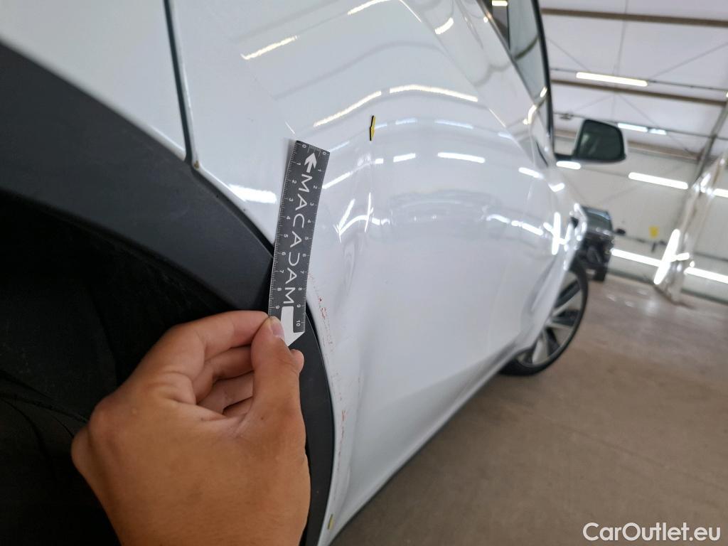  Tesla  Model Y TESLA  / 2020 / 5P / SUV Grand Autonomie Dual Motor AWD #30