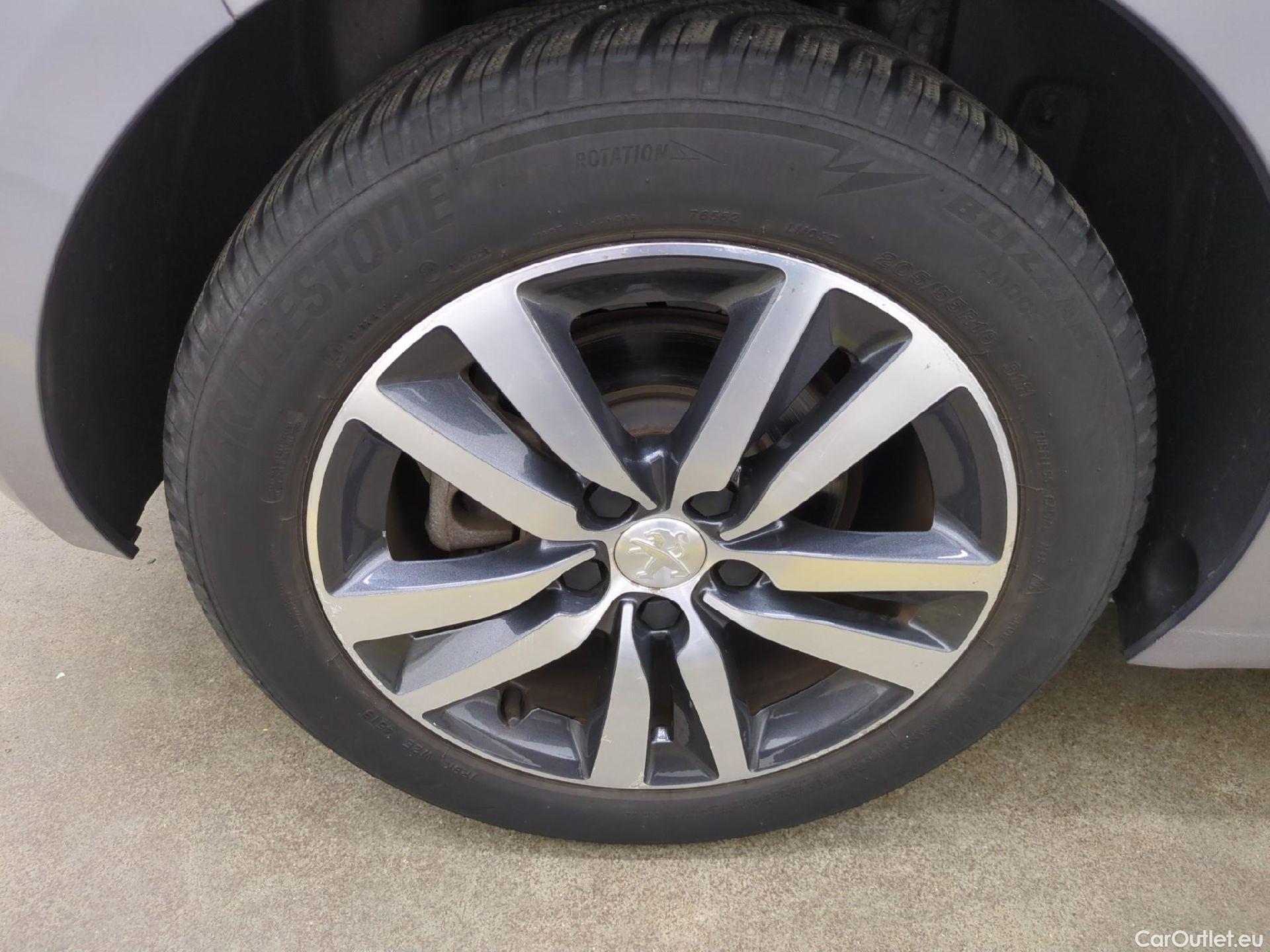  Peugeot  308  Allure Business 1.2 PureTech 130CV BVA8 E6d #22