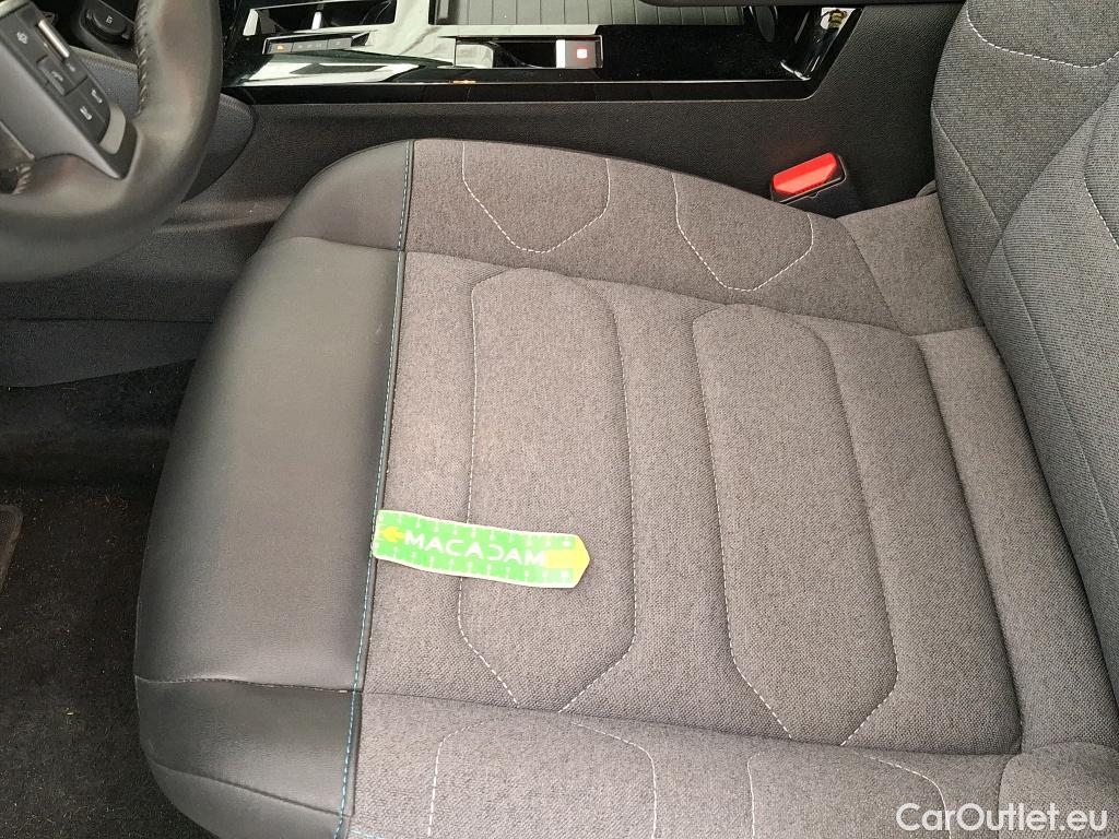  Citroen  C4  Berline Feel Pack 1.2 PureTech 130CV BVA8 6E #25
