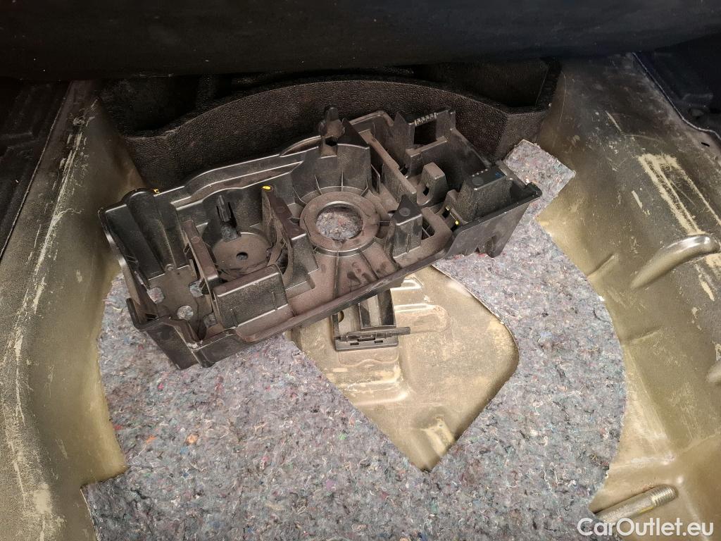  Citroen  C4 CITROEN  X / 2022 / 4P / Berline PureTech 130 S&S EAT8 Feel Pack #26