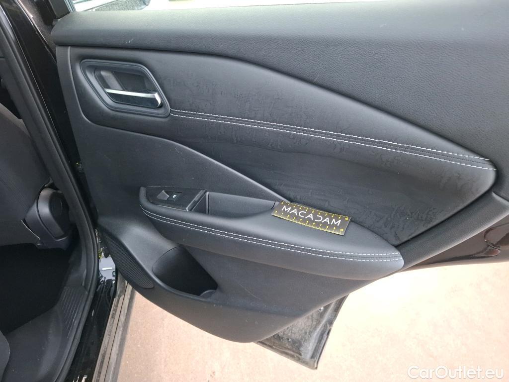  Nissan  Qashqai NISSAN  2021 5P Crossover 1 3 MHEV 158ch Xtronic Acenta #2