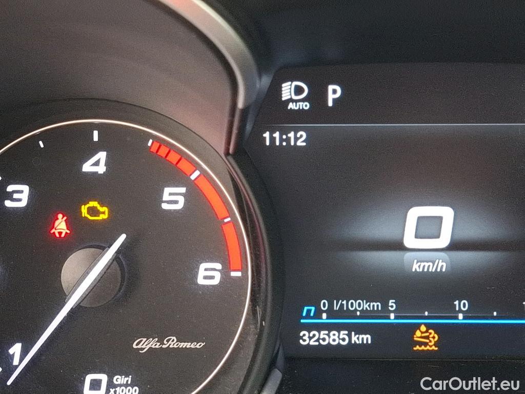  Alfa Romeo   STELVIO Stelvio Sprint 2WD 2.2 JTDM 160CV BVA8 E6d #16