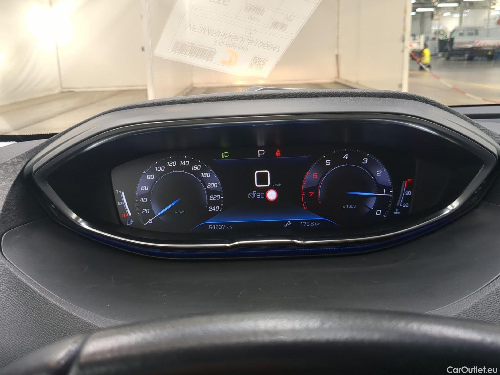  Peugeot  3008  Active Business 1.2 PureTech 130CV BVA8 E6d #1