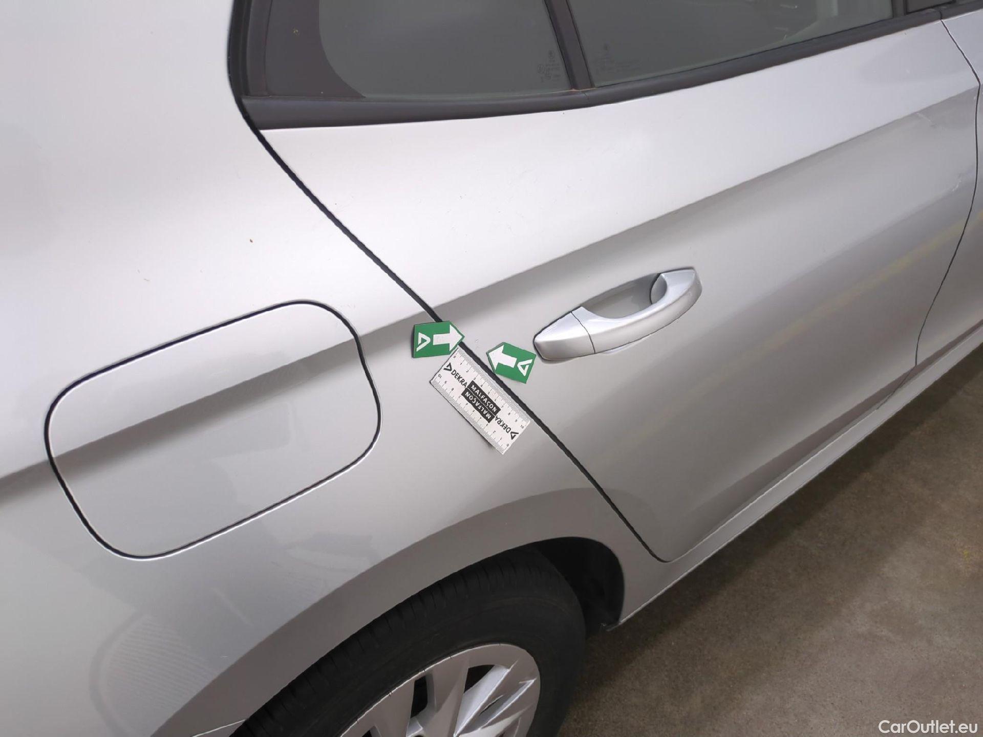  Skoda  Fabia  Ambition 1.0 MPI 80CV BVM5 E6d #9