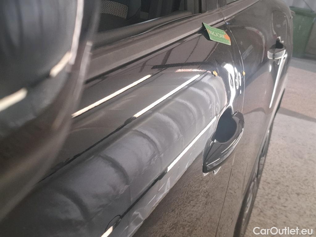  Citroen  C4  X Feel Pack 1.2 PureTech 130CV BVA8 6E #3