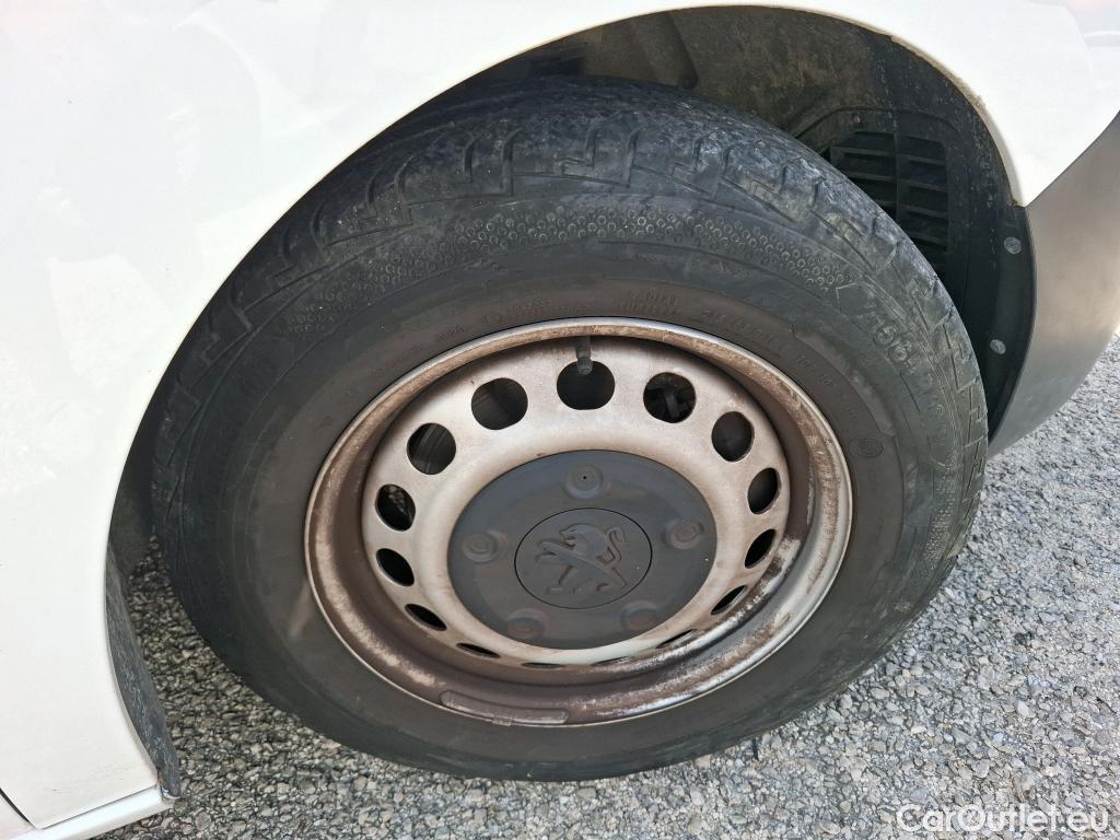  Peugeot  Expert  Kombi L2 1.5 HDi 120CV BVM6 E6d #13