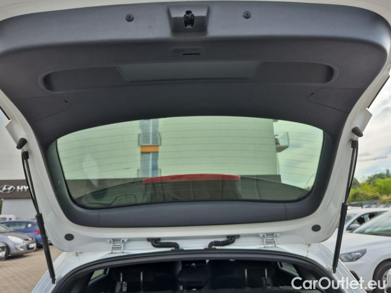  Hyundai  i30  (PD)(01.2017  ->)  kom.1.5T-GDI N Line 5d #6