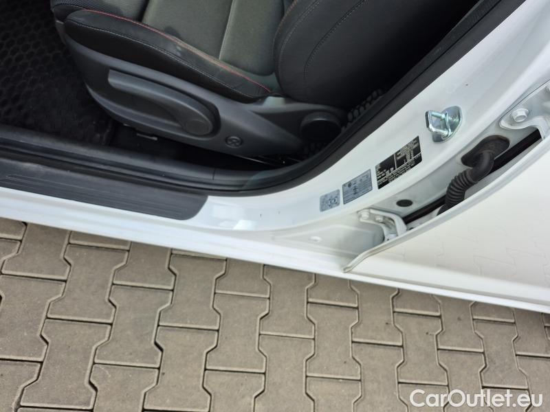  Hyundai  i30  (PD)(01.2017  ->)  kom.1.5T-GDI N Line 5d #10