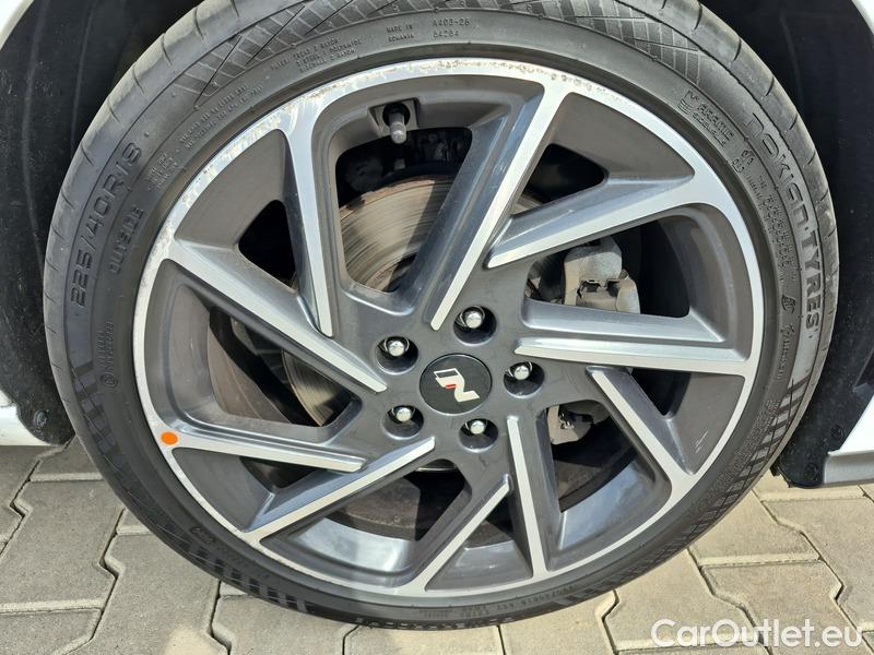  Hyundai  i30  (PD)(01.2017  ->)  kom.1.5T-GDI N Line 5d #9
