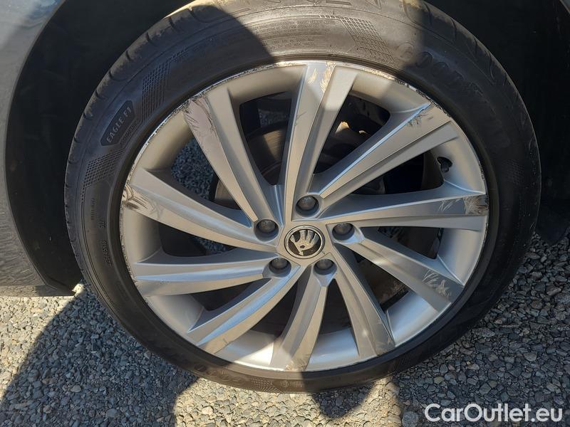  Skoda  Octavia  Lim. (NX3)(2020) Oct. 2.0TDI 110 Style AT 5d #4
