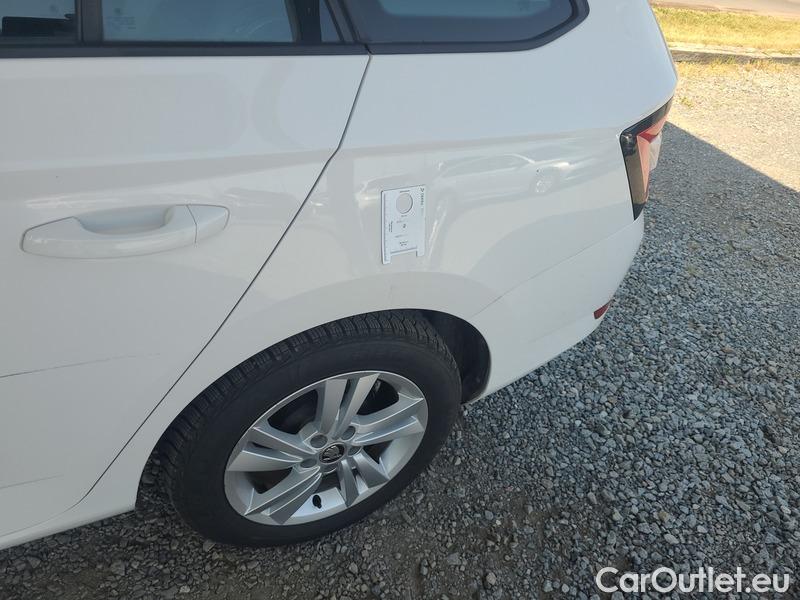  Skoda  Fabia  Combi (2015) Com.1.0TSI 70 Ambition 5d #6