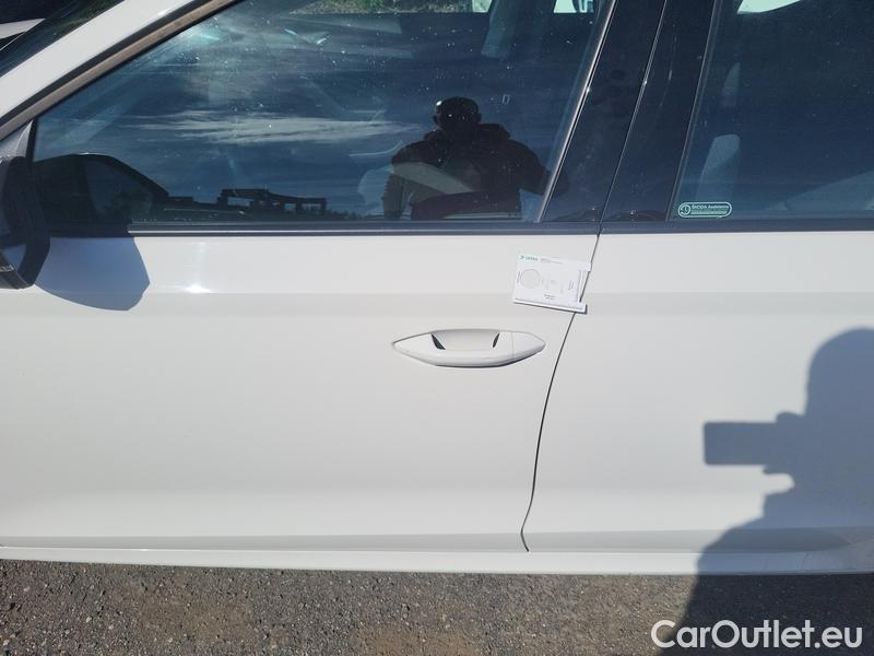  Skoda  Octavia  Lim. (NX3)(2020) Oct.1.5 e-TEC 110 Ambition AT #3