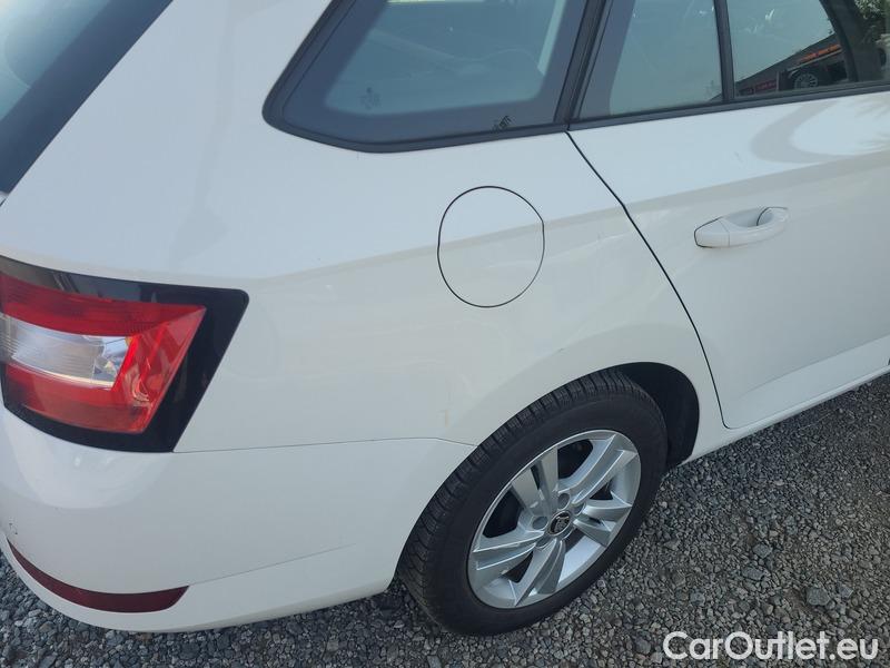  Skoda  Fabia  Combi (2015) Com.1.0TSI 70 Ambition 5d #8