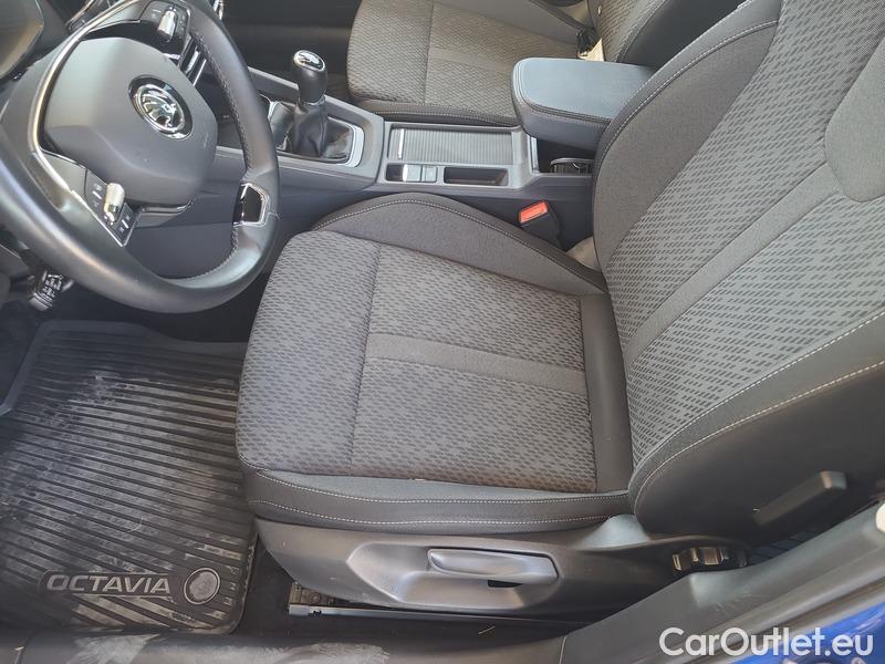  Skoda  Octavia  Combi (NX3)(2020) Oct.Combi 2.0TDI 85 Style #5