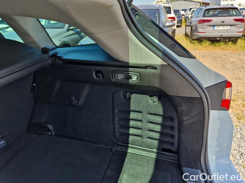  Renault  Megane  IV Estate  (2016)  GT 1.5dCi 115 Intens #11