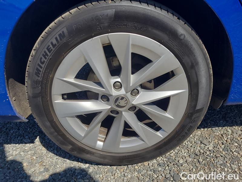  Skoda  Octavia  Combi (NX3)(2020) Oct.Combi 2.0TDI 85 Style #20