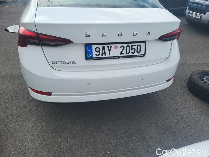  Skoda  Octavia  Lim. (NX3)(2020) Oct. 2.0TDI 110 Ambition AT 5d #10