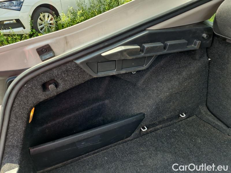  Skoda  Octavia  Lim. (NX3)(2020)  1.5TSI 110 Ambition 5d #18