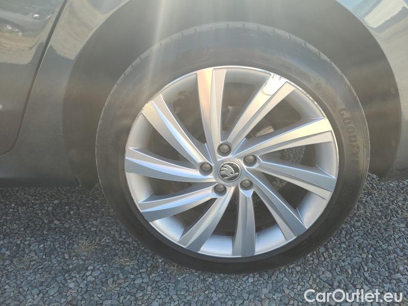  Skoda  Octavia  Lim. (NX3)(2020) Oct. 2.0TDI 110 Style AT 5d #2