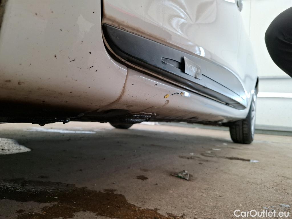  Renault  Clio  IV Air MediaNav 1.5 dCi 75CV BVM5 E6 #46