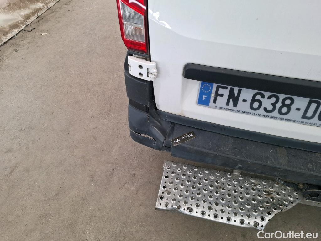  Volkswagen  Crafter VOLKSWAGEN   2017  4P  Fourgon tôlé 2 0 TDI 140 35 L4H3 Procab Business Line #52
