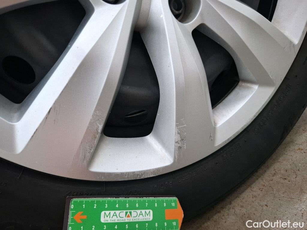  Renault  Clio  V Société Air Nav 1.5 dCi 85CV BVM6 E6dT #74
