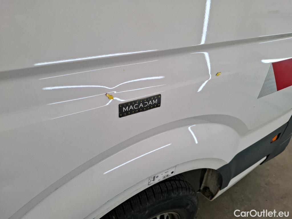  Volkswagen  Crafter VOLKSWAGEN   2017  4P  Fourgon tôlé 2 0 TDI 140 35 L4H3 Procab Business Line #7