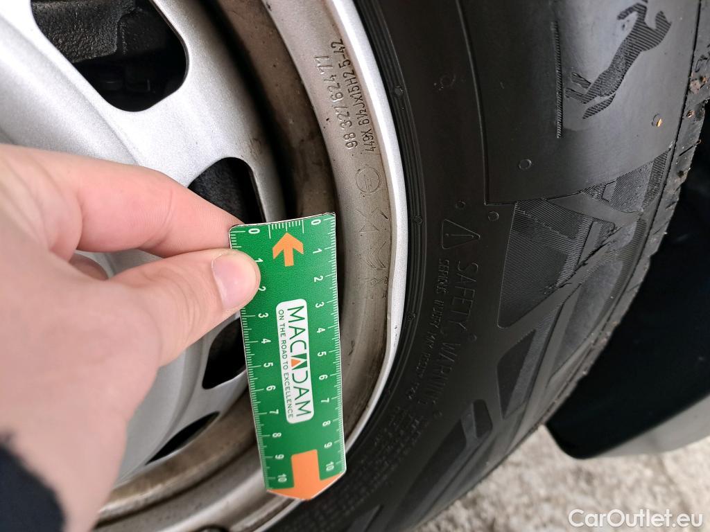  Citroen  Berlingo CITROEN  Van / 2018 / 4P / Fourgonnette M 650kg BHDi 100 BVM Driver Connect #4