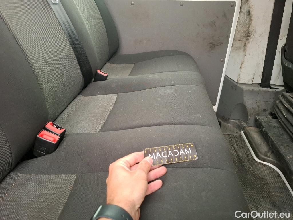  Volkswagen  Crafter VOLKSWAGEN   2017  4P  Fourgon tôlé 2 0 TDI 140 35 L4H3 Procab Business Line #66