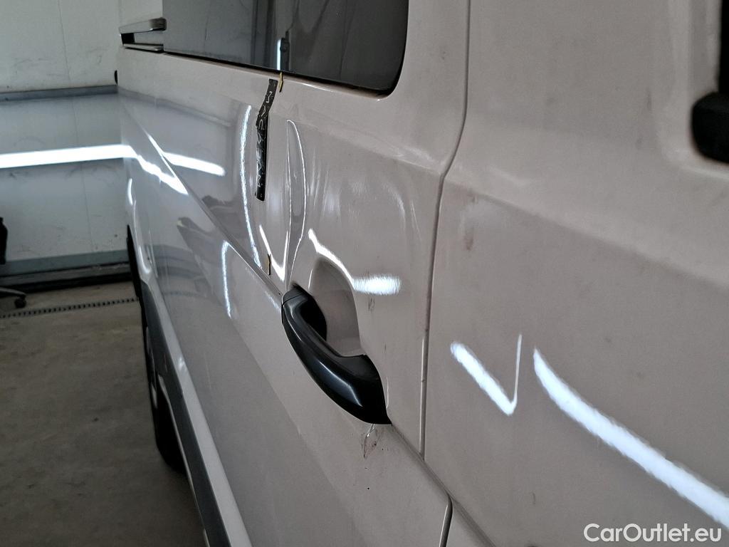  Volkswagen  Crafter VOLKSWAGEN   2017  4P  Fourgon tôlé 2 0 TDI 140 35 L4H3 Procab Business Line #31