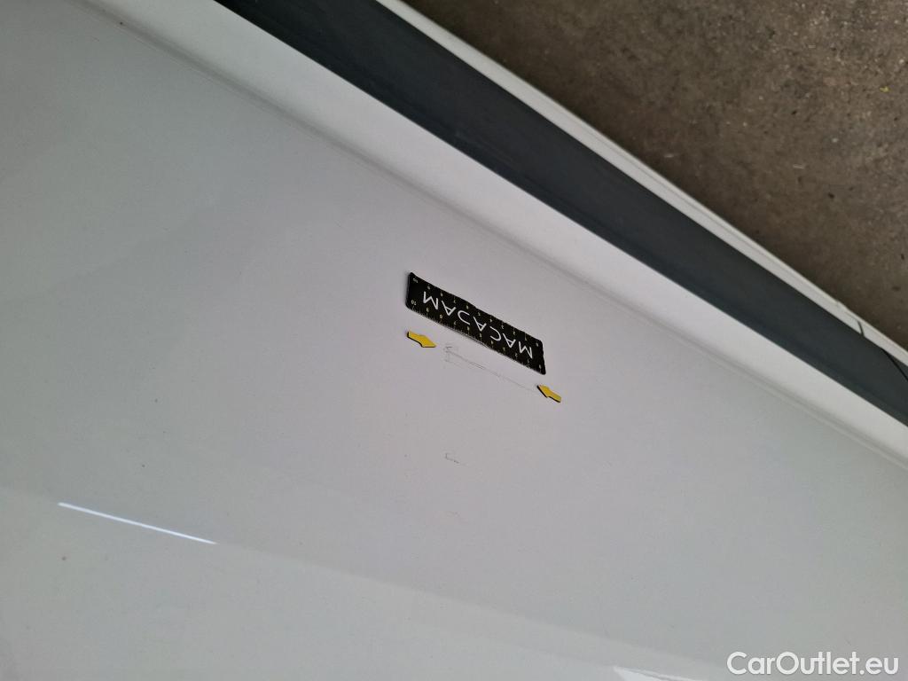  Volkswagen  Crafter VOLKSWAGEN   2017  4P  Fourgon tôlé 2 0 TDI 140 35 L4H3 Procab Business Line #13