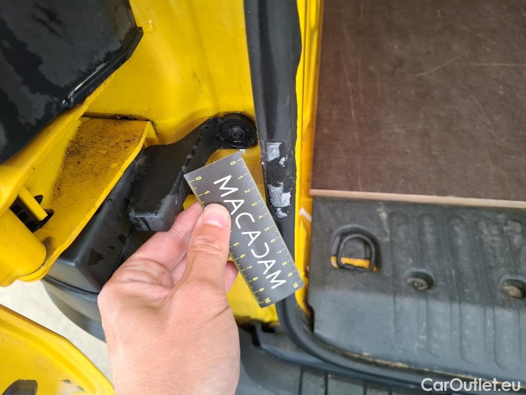  Renault  Kangoo  Express Grand Confort (L1) 1.5 dCi 90CV BVM5 E6 #10