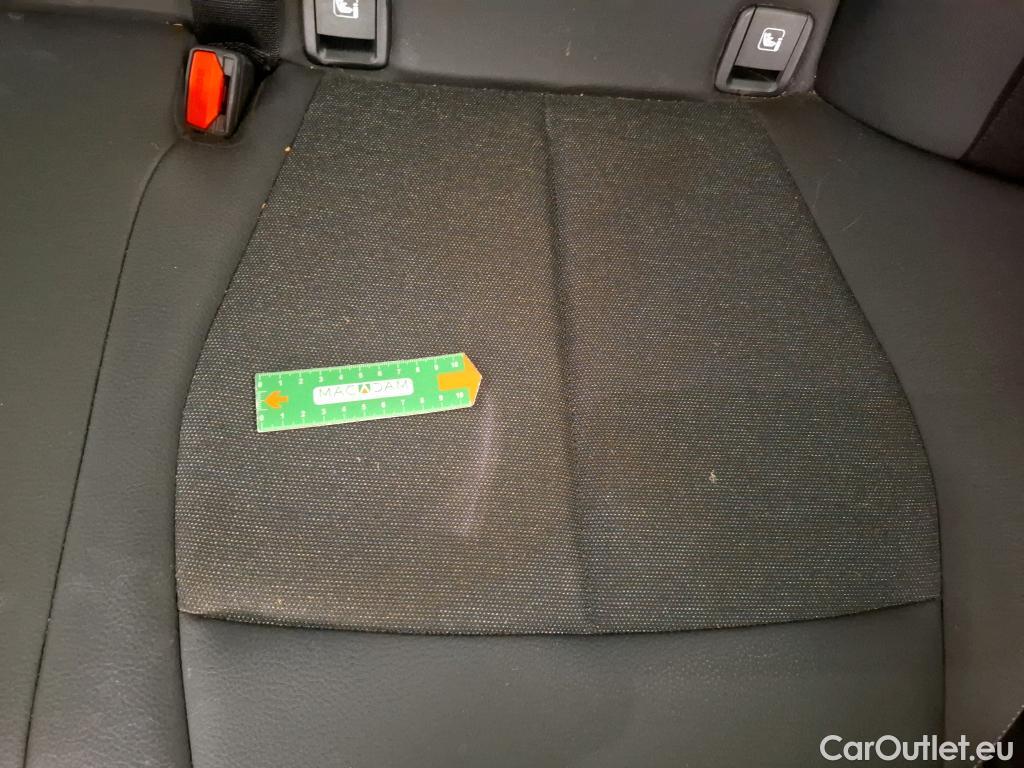  Bmw  Serie 1 Série 1 Berline 118 i Edition Sport 1.5 135CV BVA7 E6d #35