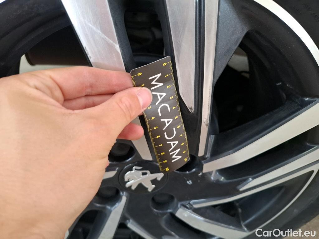  Peugeot  208  Style 1.2 PureTech 75CV BVM5 E6d #46