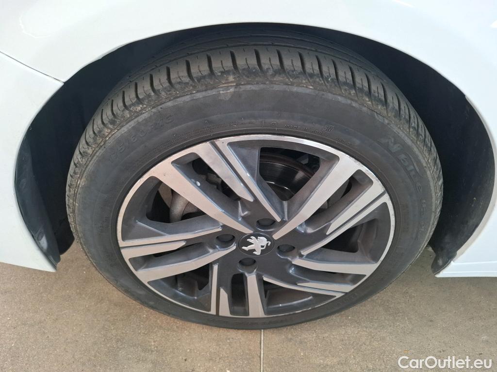  Peugeot  208  Style 1.2 PureTech 75CV BVM5 E6d #15