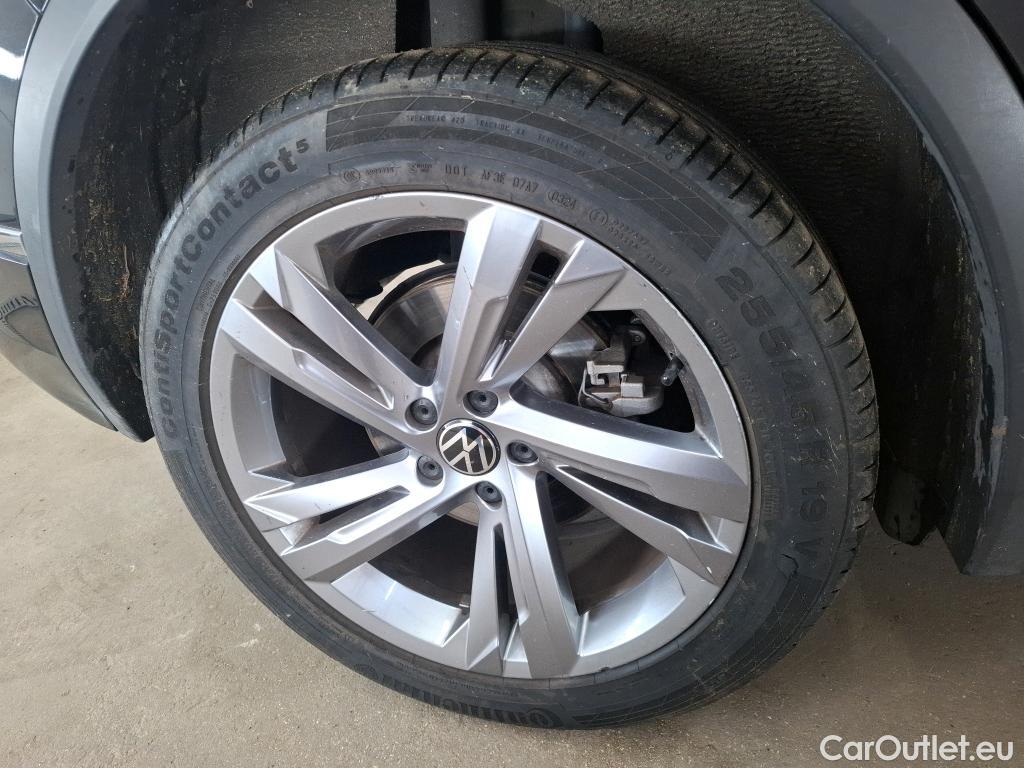  Volkswagen  Tiguan  / 2020 / 5P / SUV 1.4 eHybrid 245 DSG6 R-Line // AFFICHAGE TETE HAUTE HS - HEAD-UP  DISPLAY NOT WORKING #28