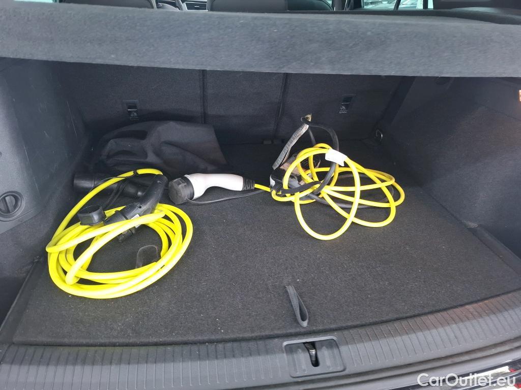  Volkswagen  Tiguan  / 2020 / 5P / SUV 1.4 eHybrid 245 DSG6 R-Line // AFFICHAGE TETE HAUTE HS - HEAD-UP  DISPLAY NOT WORKING #87