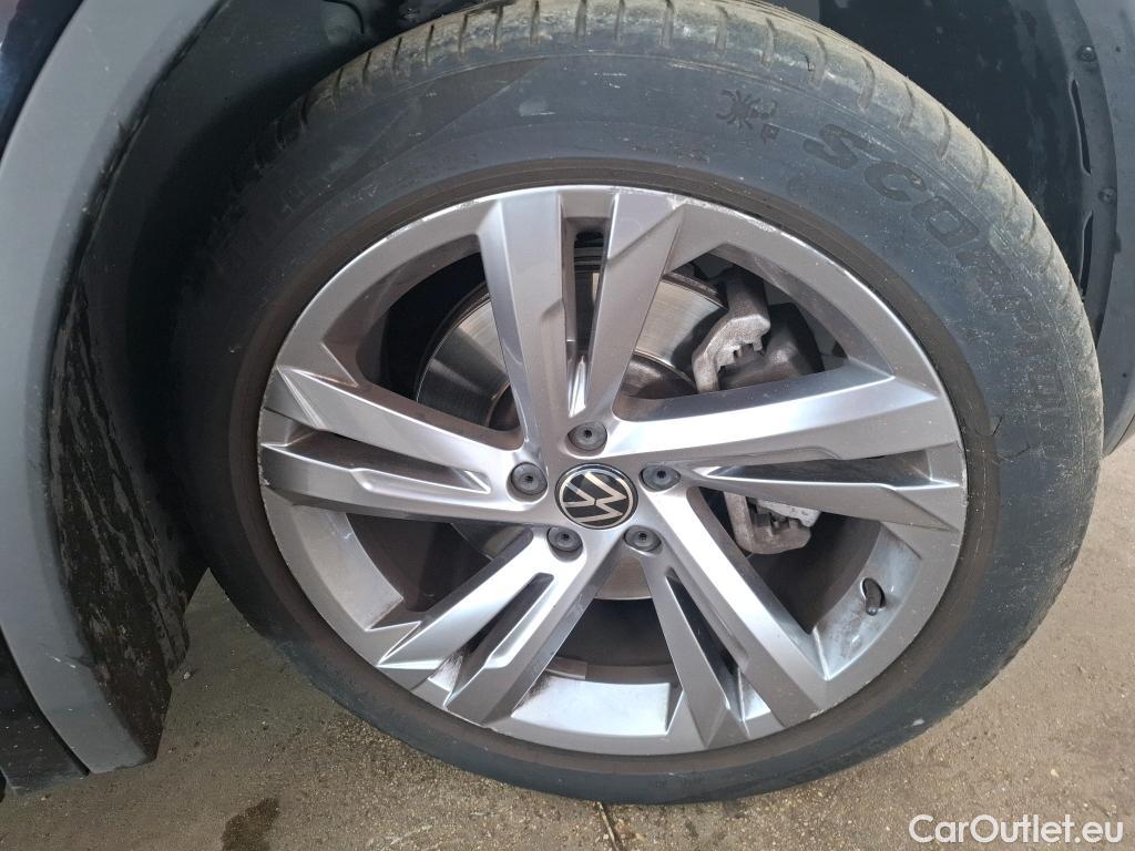  Volkswagen  Tiguan  / 2020 / 5P / SUV 1.4 eHybrid 245 DSG6 R-Line // AFFICHAGE TETE HAUTE HS - HEAD-UP  DISPLAY NOT WORKING #32