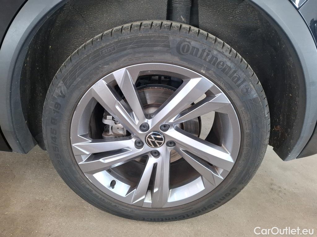  Volkswagen  Tiguan  / 2020 / 5P / SUV 1.4 eHybrid 245 DSG6 R-Line // AFFICHAGE TETE HAUTE HS - HEAD-UP  DISPLAY NOT WORKING #75