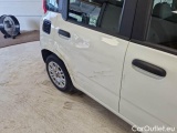  Fiat  Panda FIAT  / 2011 / 5P / BERLINA 1.0 70CV SeS HYBRID #49